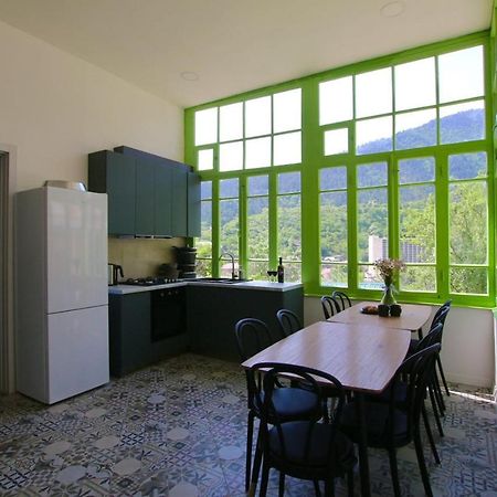 Polifonia Inn Borjomi Esterno foto