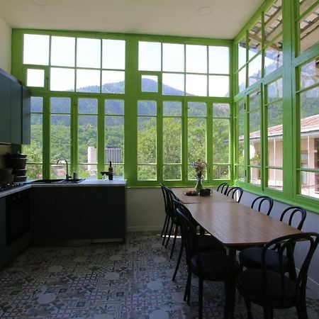 Polifonia Inn Borjomi Esterno foto