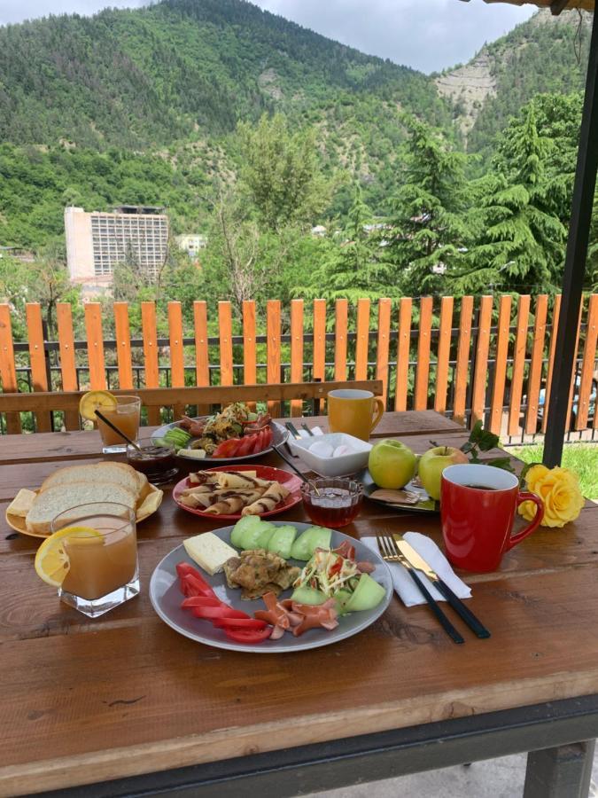 Polifonia Inn Borjomi Esterno foto